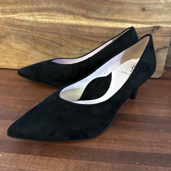 Sole Bliss Ingrid heel Pumps Black Suede Shoes - Picture 12 of 16